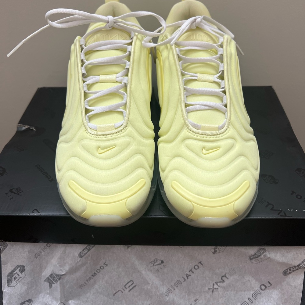 Nike Air Max 720 SE - Size 8.5 Women (US) - Picture 10 of 14
